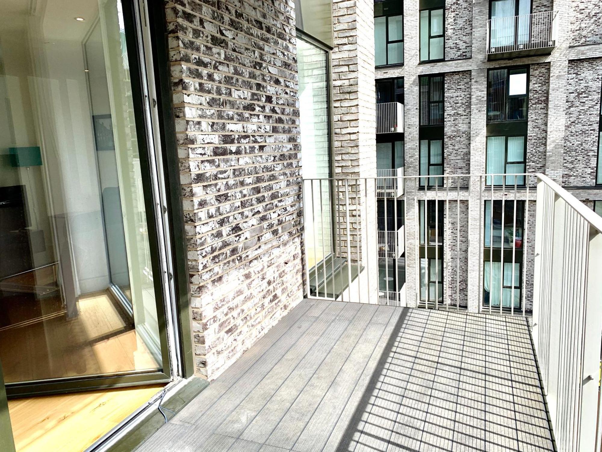 Modern London Excel 2 Bedrooms 2 Bathrooms, Parking, Kitchen, Lounge, Balcony Apartment エクステリア 写真