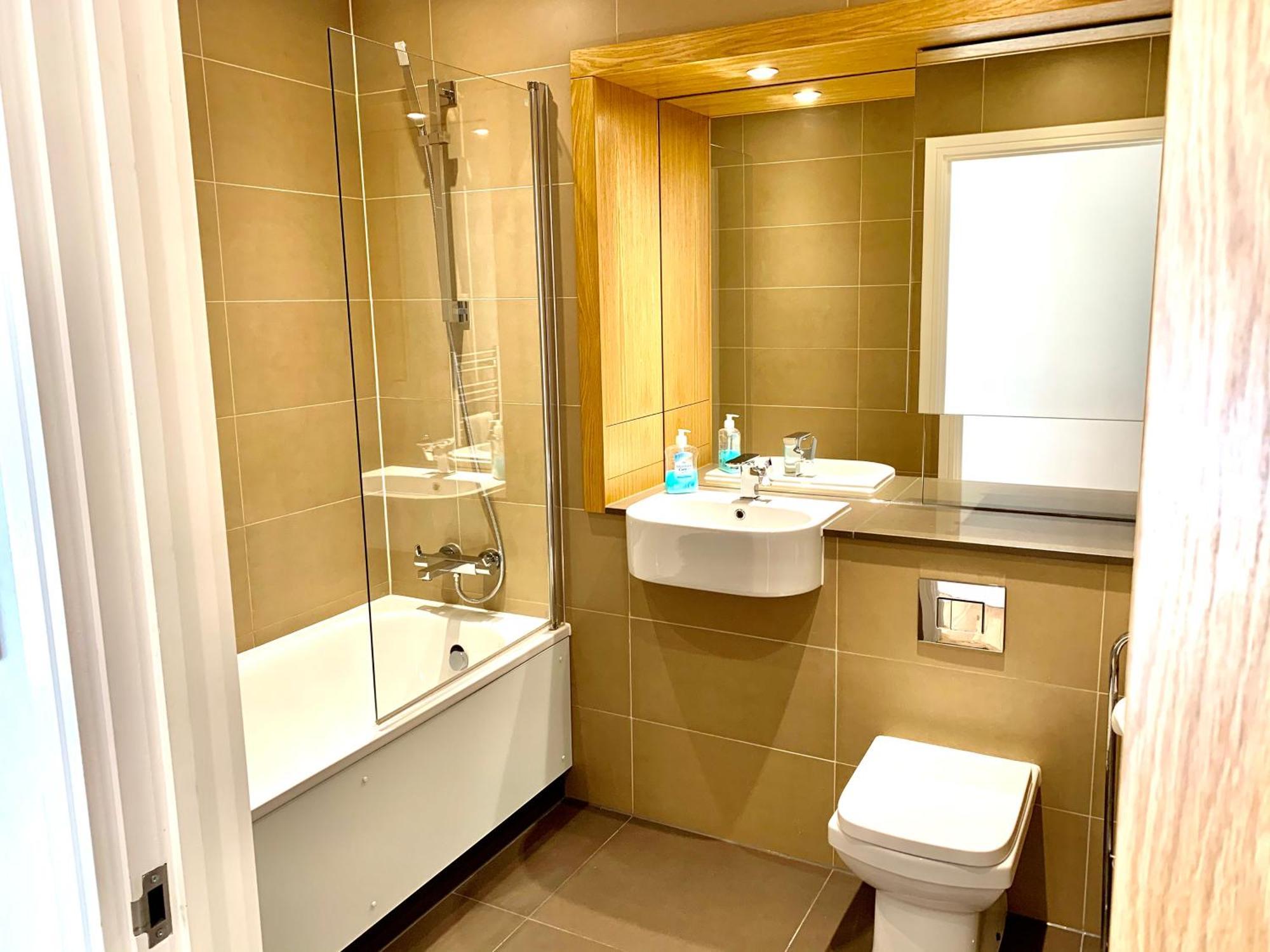 Modern London Excel 2 Bedrooms 2 Bathrooms, Parking, Kitchen, Lounge, Balcony Apartment エクステリア 写真
