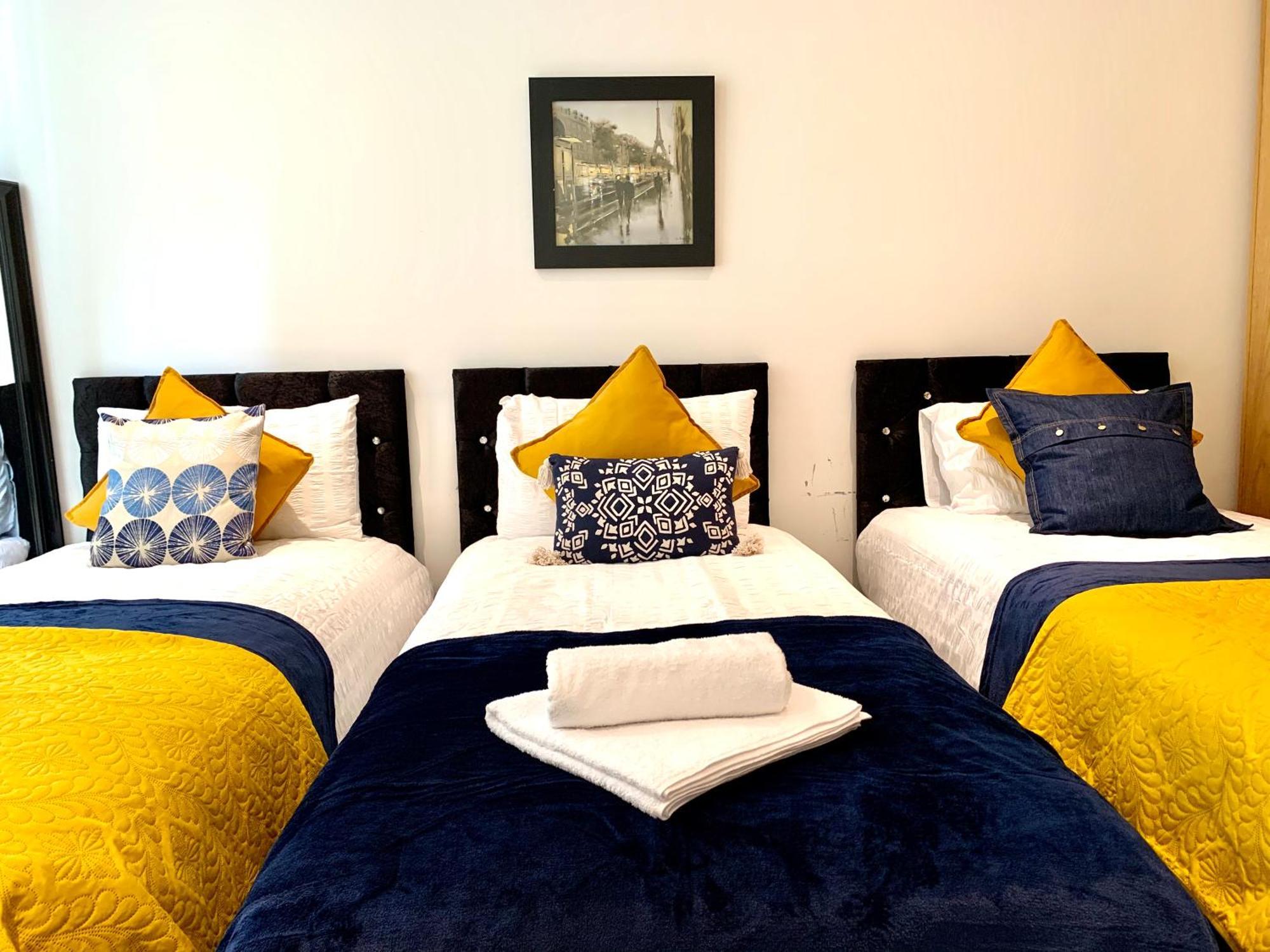 Modern London Excel 2 Bedrooms 2 Bathrooms, Parking, Kitchen, Lounge, Balcony Apartment エクステリア 写真